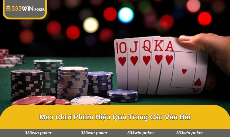 Cách Chơi Phỏm - Hướng Dẫn Dễ Hiểu Và Dễ Áp Dụng Ngay 3 Người chơi tính toán lá bài để câu phỏm đối thủ